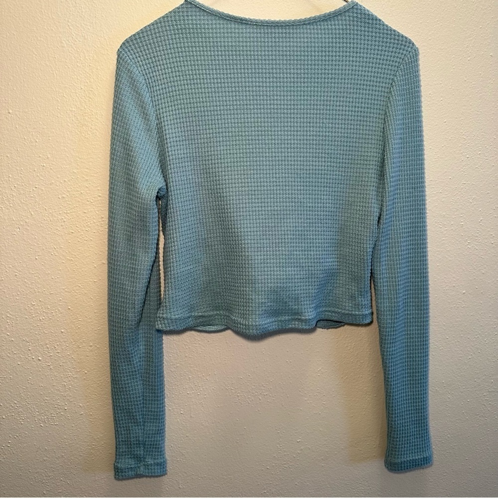 Nana Macs Blue Crop Top Size Medium - Picture 7 of 9